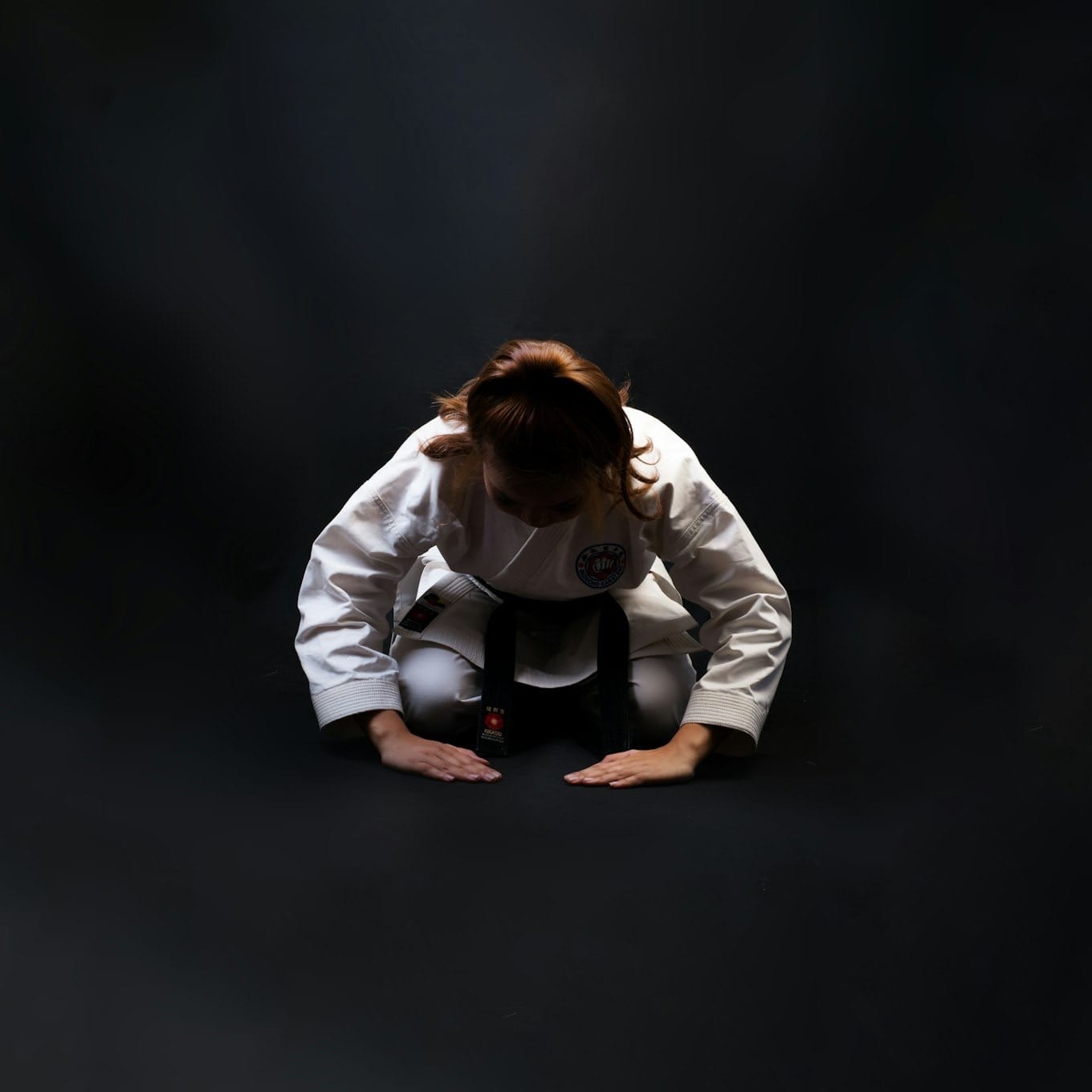 woman wearing karatejee